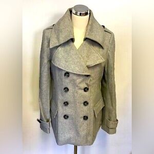NEW YORK & COMPANY LIGHT GREY DOUBLE BREASTED WOOL BLEND JACKET
Size Medium